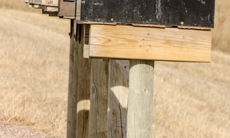 Mailbox Letters on a Personalized Home Mailbox