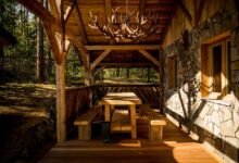 Reclaimed Wood Garden Dining Table Manufacturing